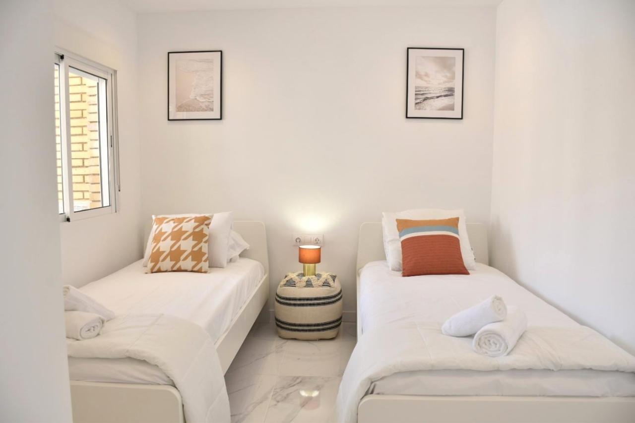Apartamento Myflats Deluxe Seafront Arenales del Sol Exterior foto